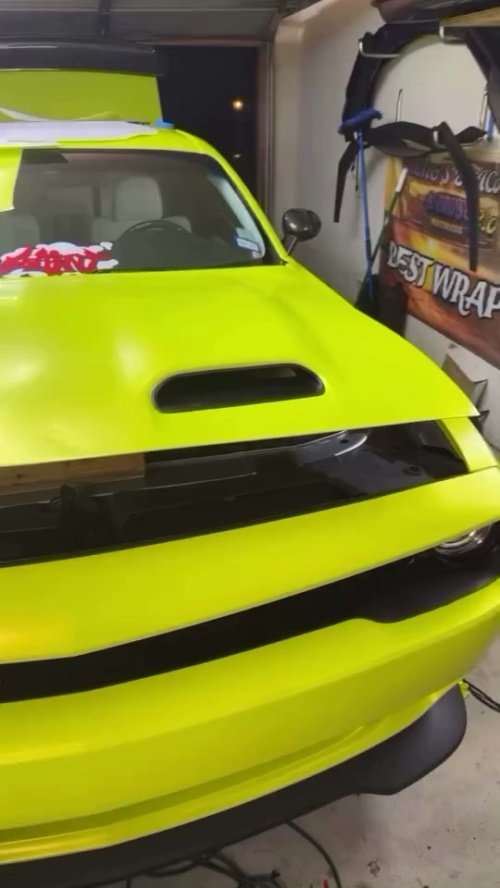 Matte Metallic Fluorescent Yellow Car Vinyl Wrap reviewed by