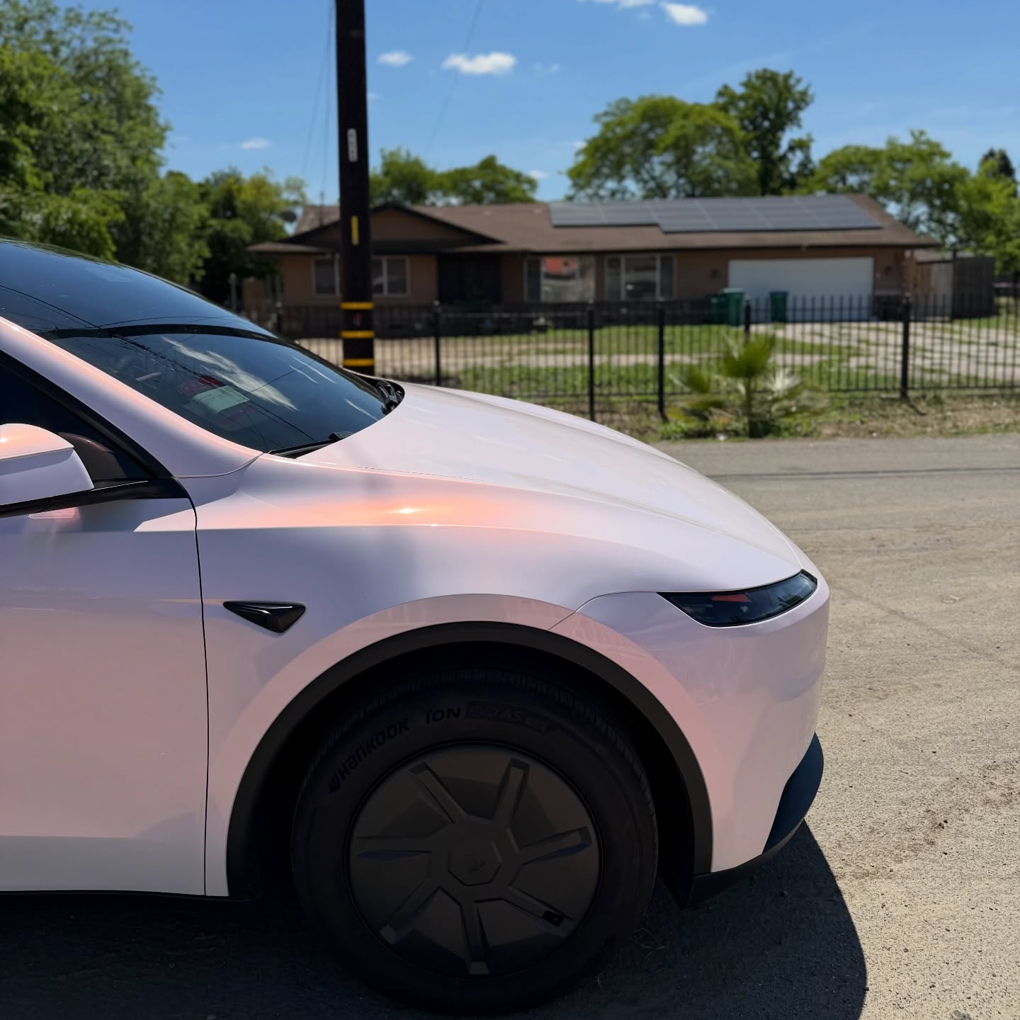 Gloss Metallic Chameleon Diamond Pollen Pink White Car Vinyl Wrap PET review 2