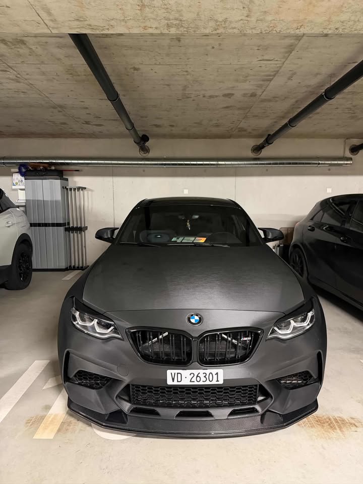 Matte Metallic Brushed Black Car Vinyl Wrap review 2
