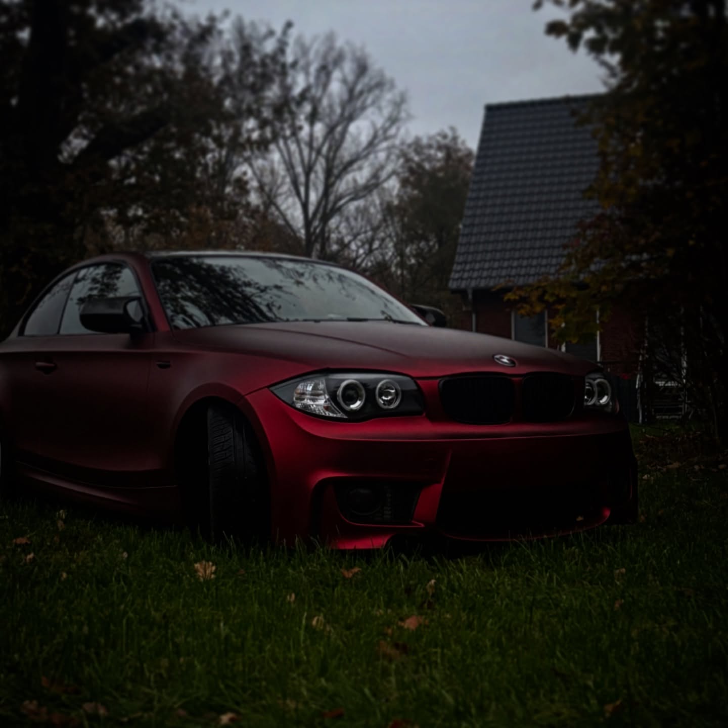 Satin Chrome Metallic Romanee Red Vinyl Wrap | Satin Romanee Red Metallic Chrome review 4