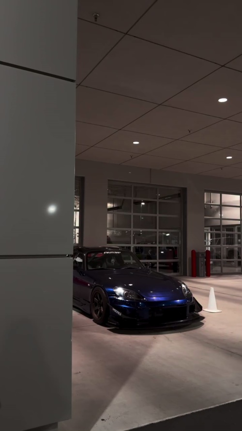 Gloss Metallic Tanzanite Blue Car Vinyl Wrap PET reviewed by
