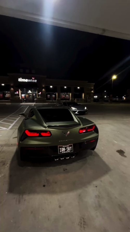 Matte Metallic Lighting Green Car Vinyl Wrap PET reviewed by