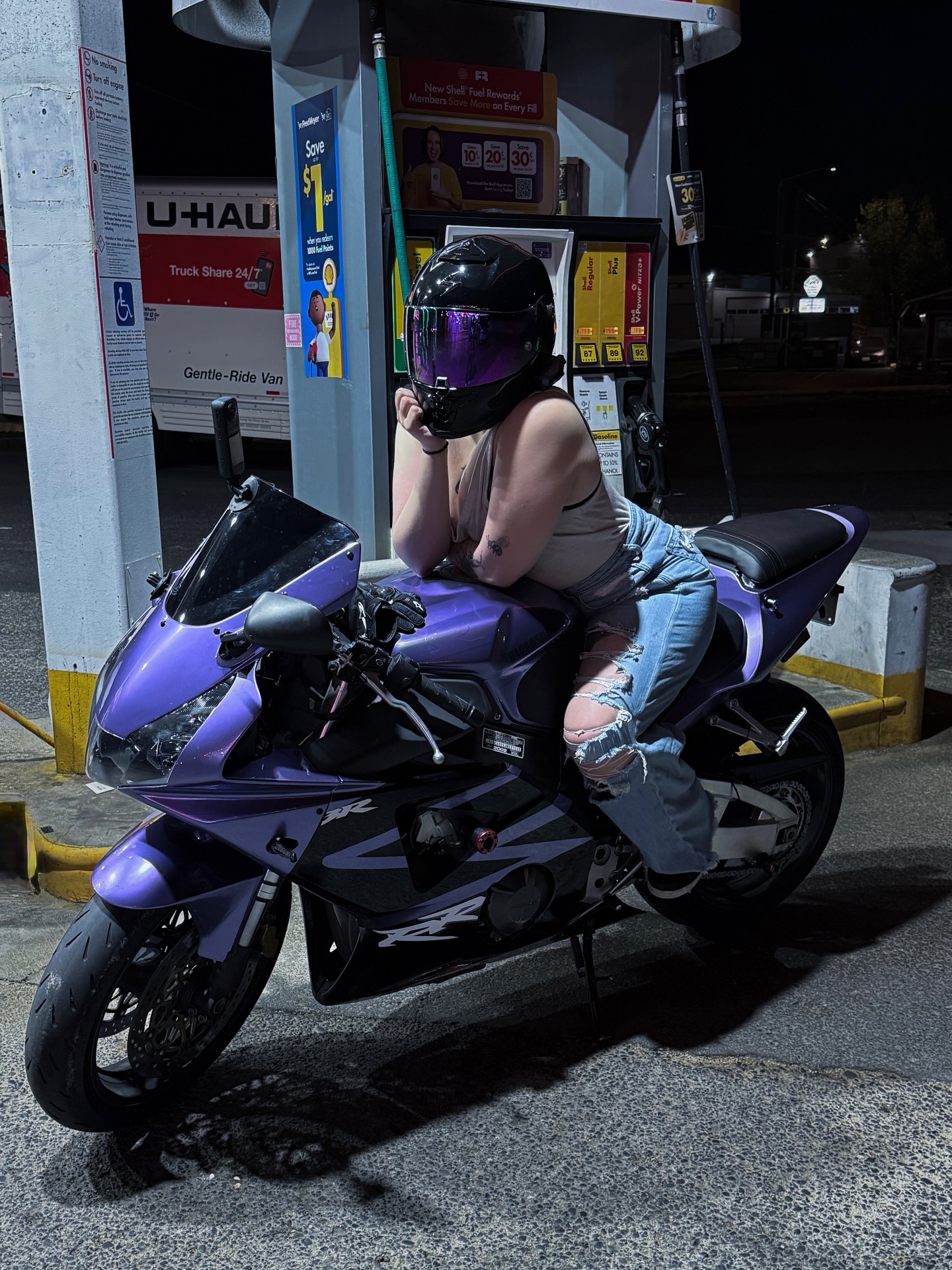 Gloss Metallic Viola Purple Car Vinyl Wrap PET review 4