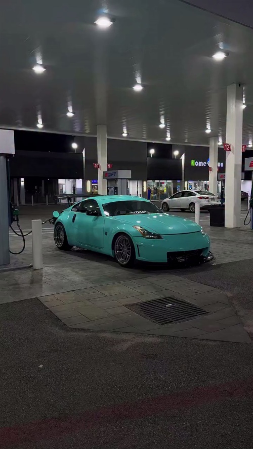 Gloss Sparkle Glitter Tiffany Blue Car Vinyl Wrap reviewed by