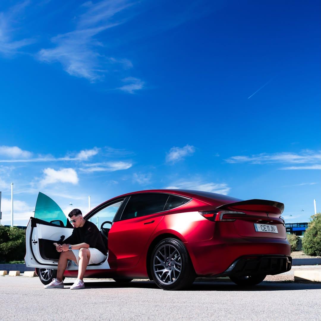 Satin Chrome Metallic Romanee Red Vinyl Wrap | Satin Romanee Red Metallic Chrome review allspeeddrive 01