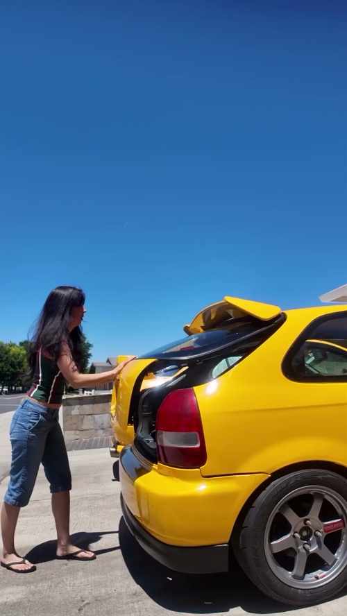 Gloss Sunflower Yellow Car Vinyl Wrap PET reviewed by