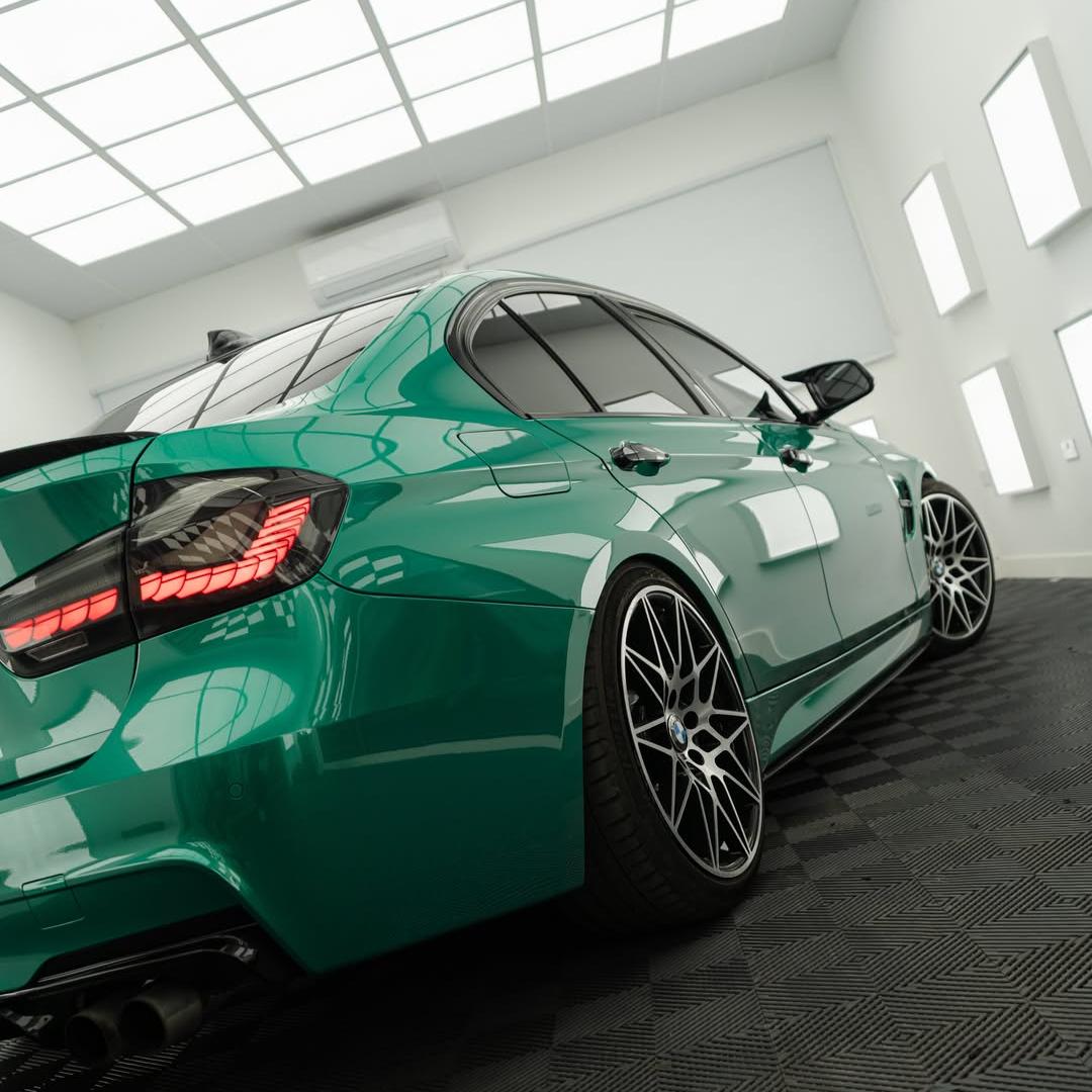 Gloss Metallic Isle Of Man Green Car Vinyl Wrap review 5