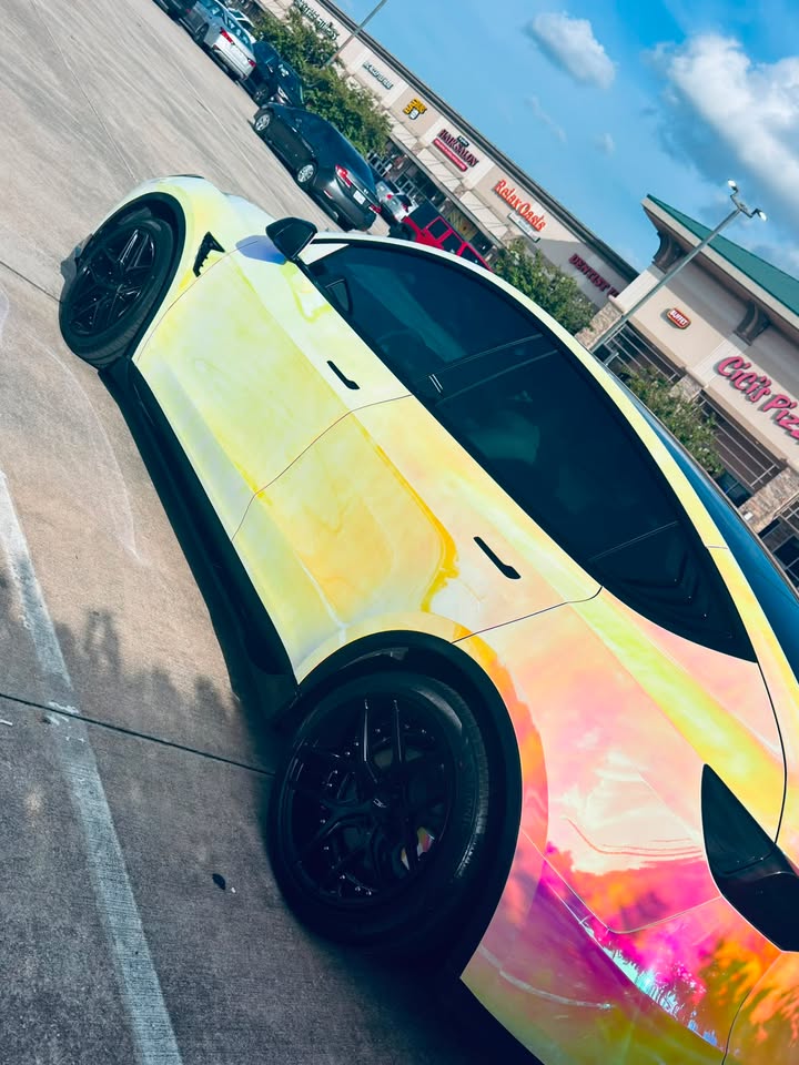 Gloss Rainbow Chrome Holographic Pink Car Vinyl Wrap review 2
