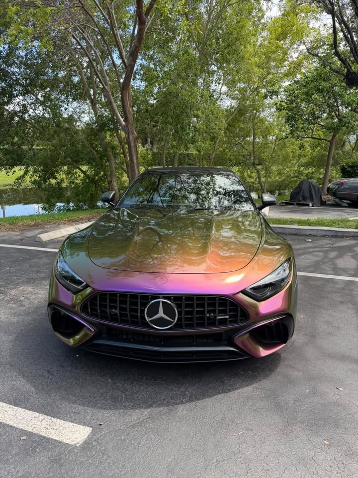 Gloss Metallic Chameleon Yellow Purple Car Vinyl Wrap PET review Eyad Fazaa 01