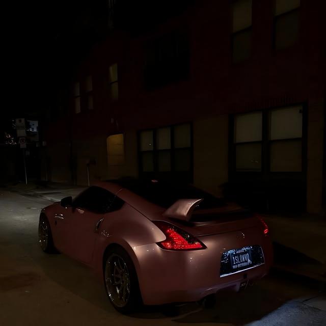 Gloss Metallic Passion Pink Car Vinyl Wrap PET review 1