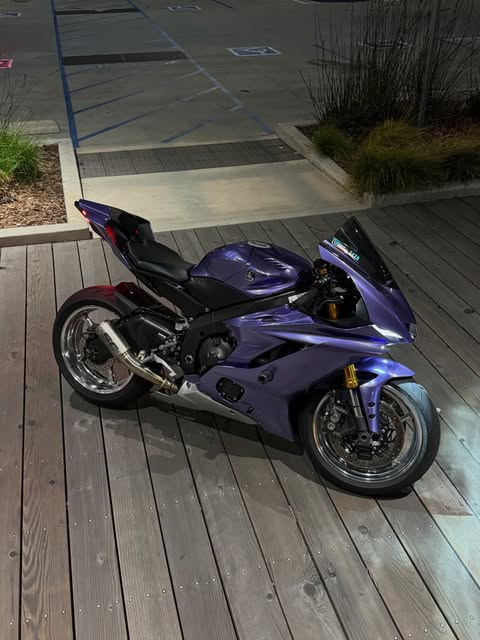 Gloss Metallic Viola Purple Car Vinyl Wrap PET review 0