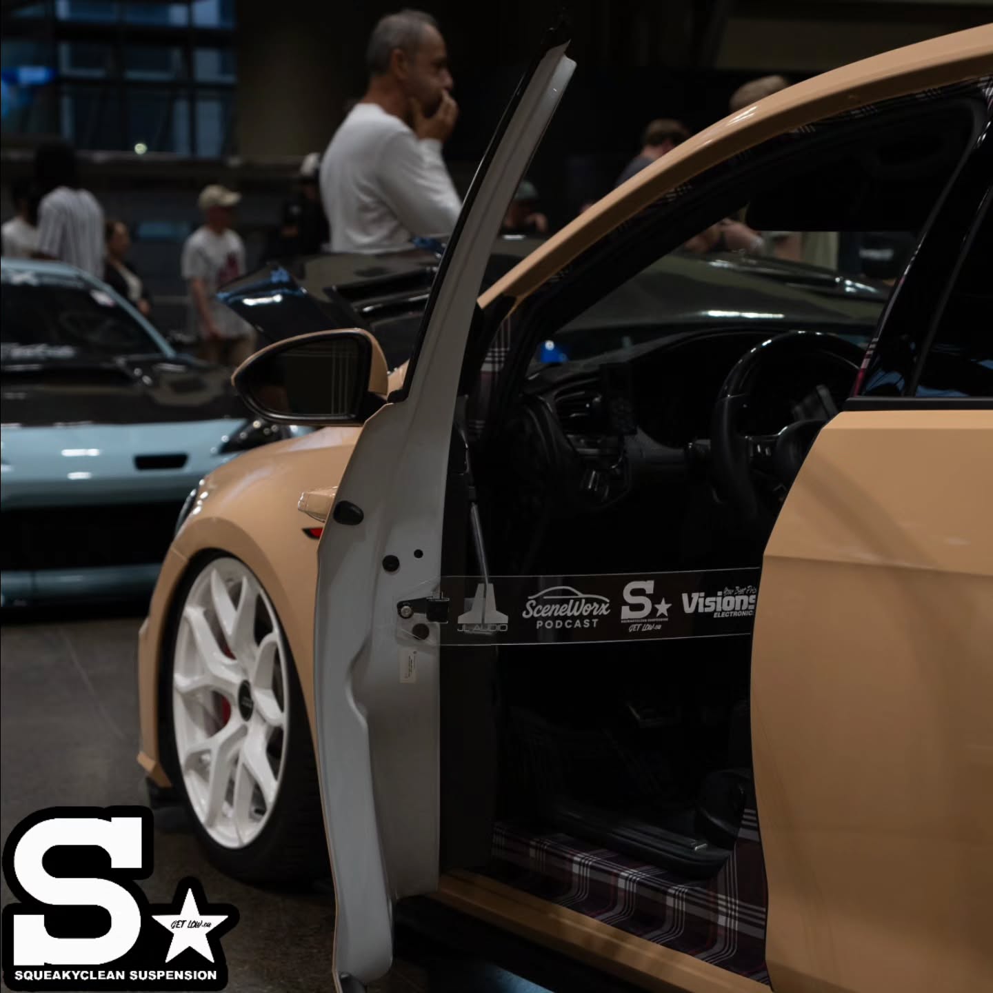 Gloss AMG Desert Yellow Car Vinyl Wrap PET review 2