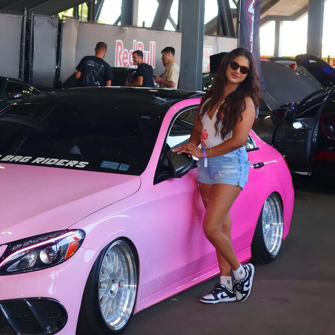 ALUKOVINYL Light Pink to Dark Pink Gradient Custom Car Wraps review 0