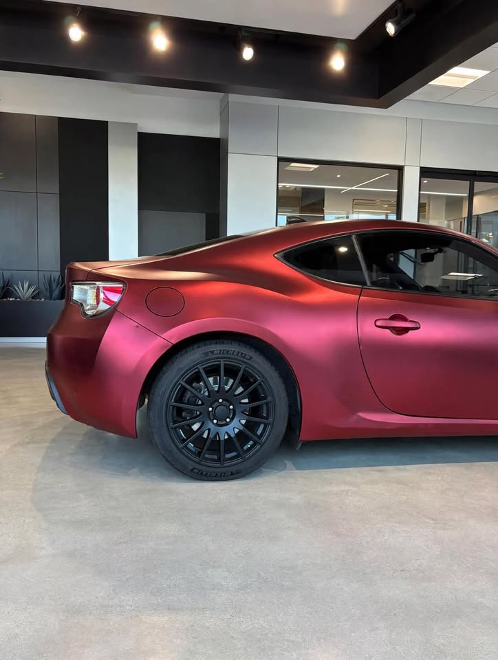 Satin Chrome Metallic Romanee Red Vinyl Wrap | Satin Romanee Red  review 1