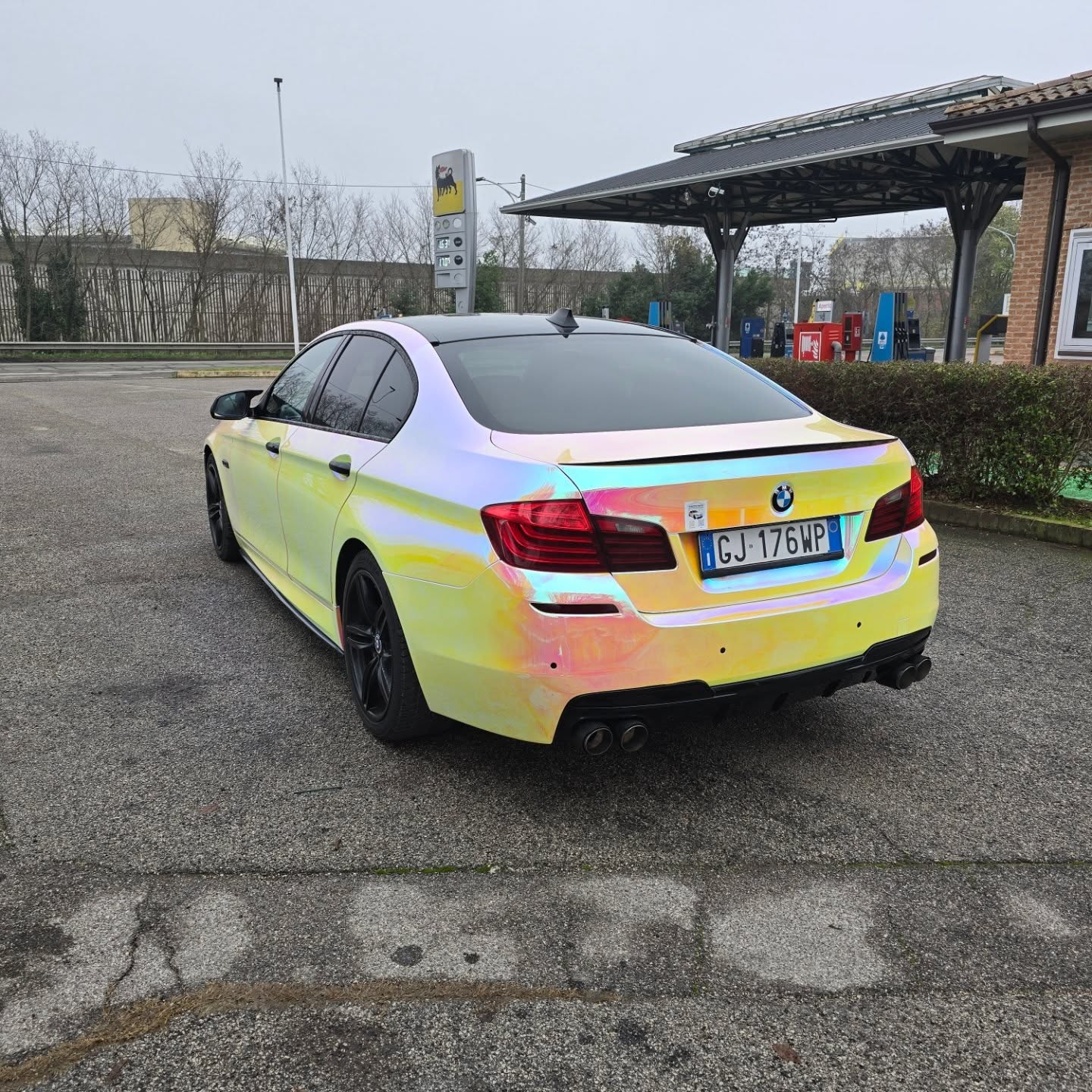 Gloss Rainbow Chrome Holographic Pink Car Vinyl Wrap review 2