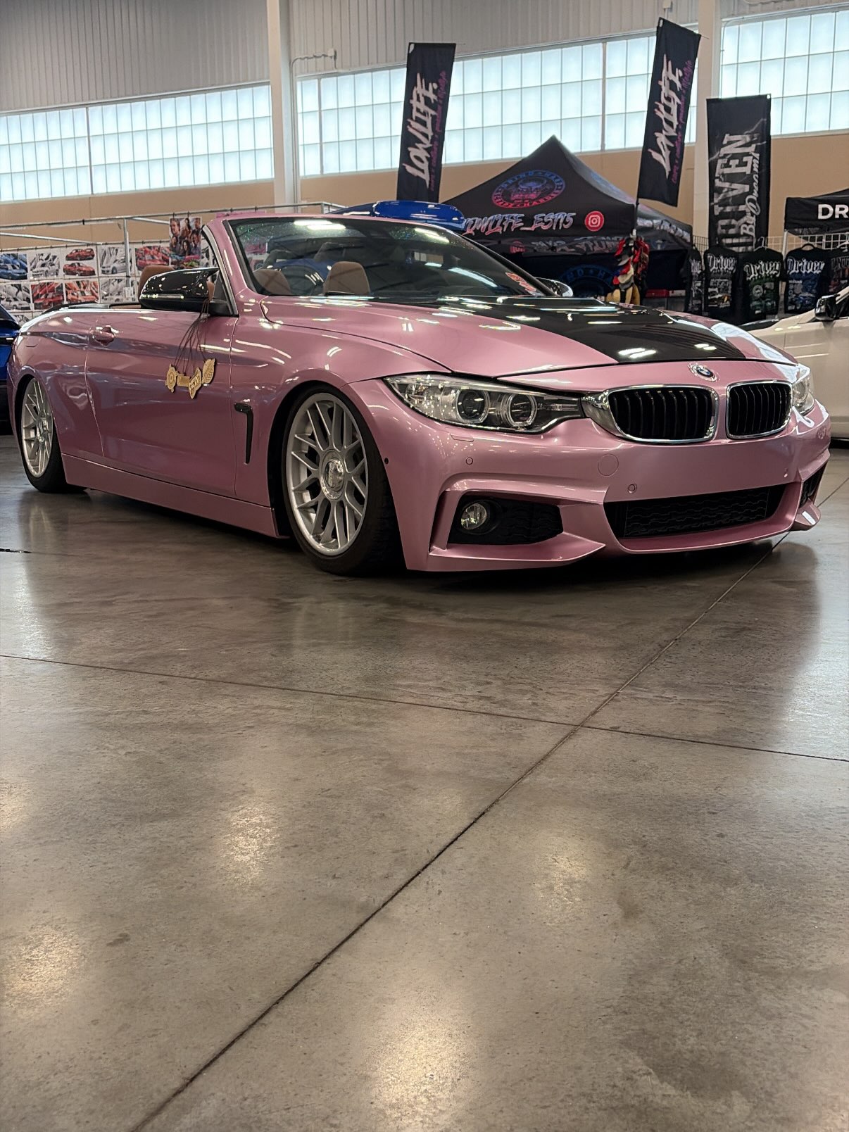 Gloss Metallic Passion Pink Car Vinyl Wrap PET review 1