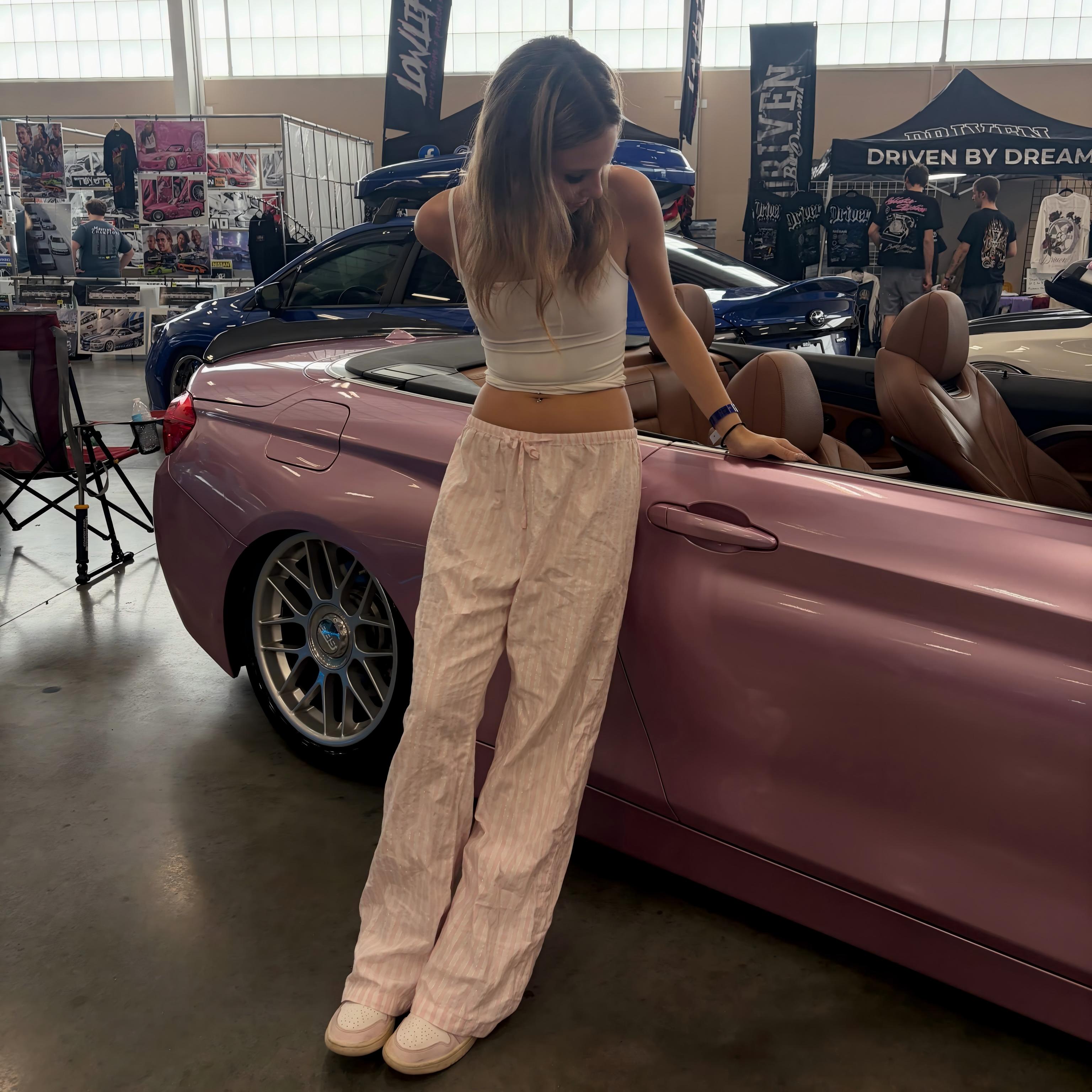 Gloss Metallic Passion Pink Car Vinyl Wrap PET review 4