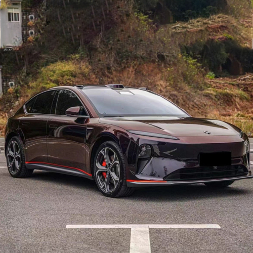 Exploring the Enigmatic Gloss Black Rose Vinyl Wrap