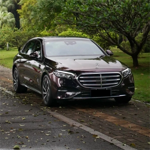 Unveiling the Stunning Colors of Gloss Diamond Chameleon Black Red Vinyl Wrap