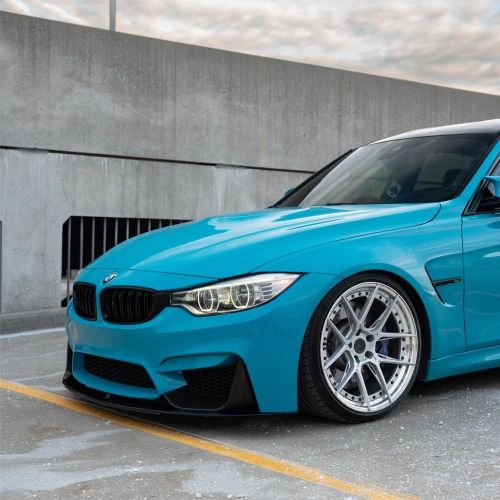 Gloss Miami Blue Car Vinyl Wrap: A Mesmerizing Transformation