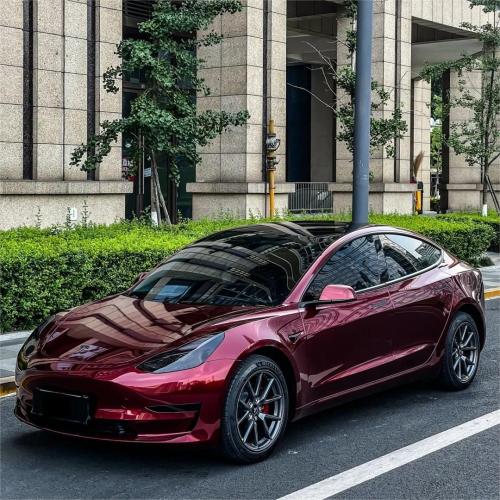 There has never been a red color that can make me so excited💓