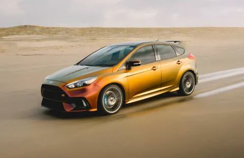 Ford Focus Car Wrap: Personalize Your Drive with Flair