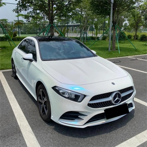 Gloss Metallic Chameleon Diamond Blue White Car Vinyl Wrap: A Tribute to the Olympic Spirit 🏅✨