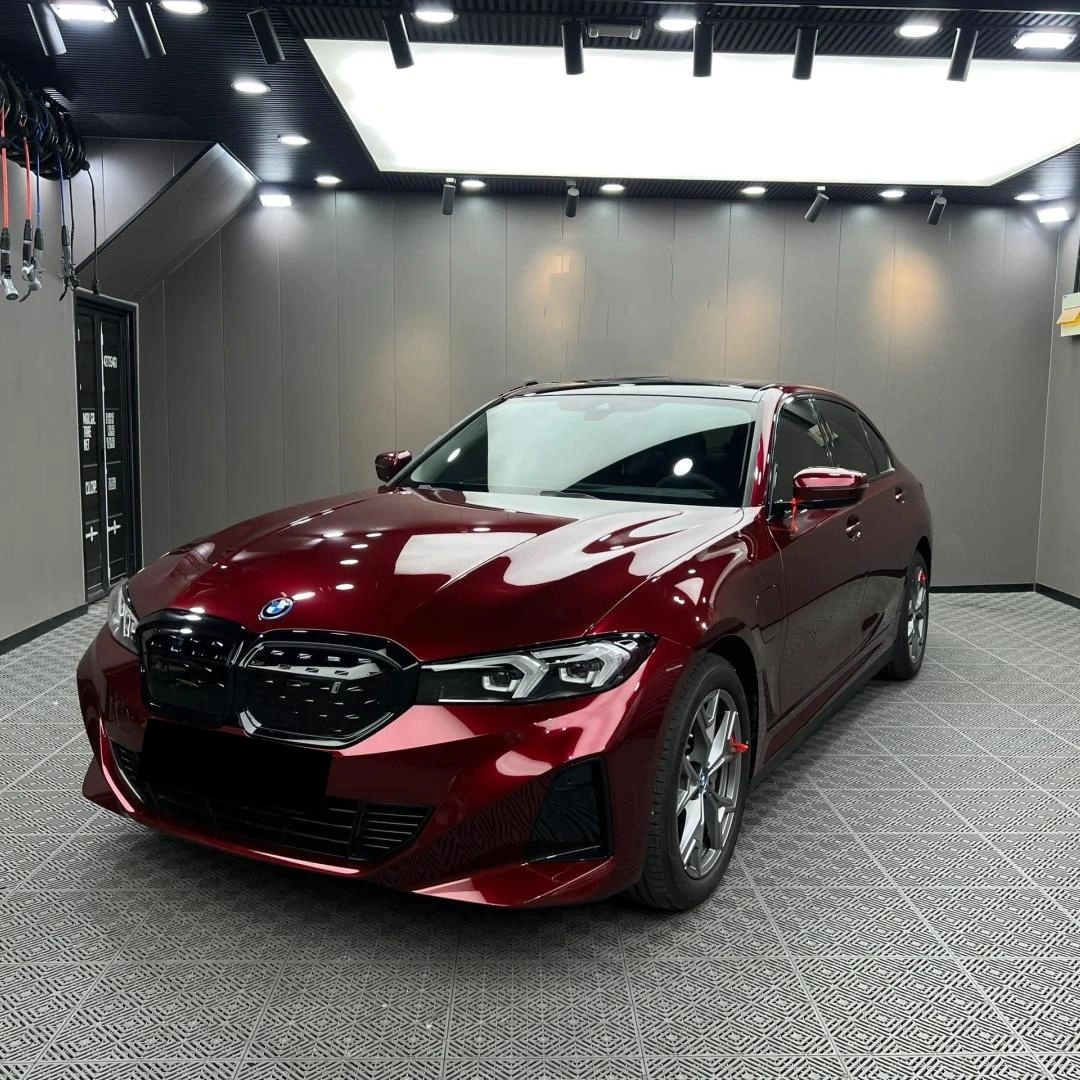 Gloss Liquid Dragon Red Car Wrap: Ignite Your Ride with Fiery Elegance