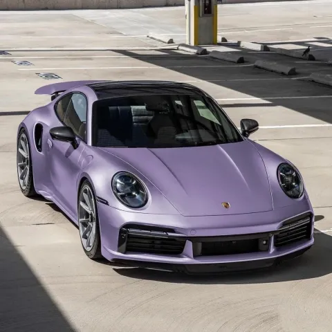 Discovering Gloss Liquid Victoria Purple Car Wrap