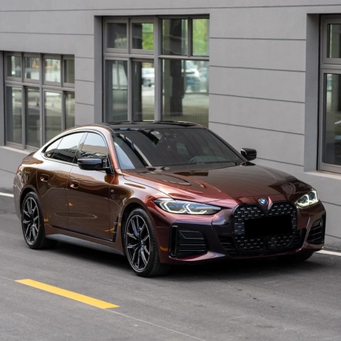 Transform Your Ride: The Gloss Glitter Chameleon Black Red Car Wrap