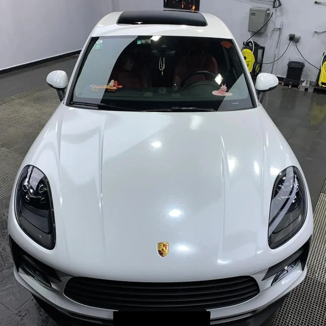 Gloss Metallic Sparkle Glitter White Car Vinyl Wrap: A Bold Statement for Your Ride