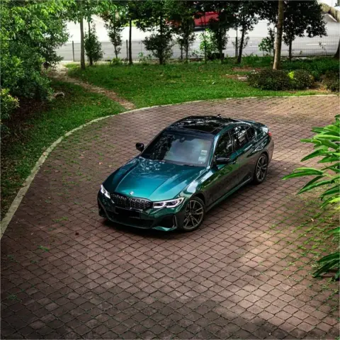 Transform Your Ride with Gloss Metallic British Royal Green Car Vinyl Wrap PET