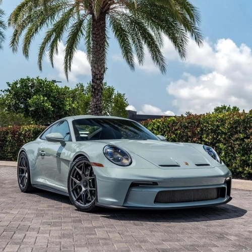 Transform Your Ride with Gloss Metallic Shade Green PET Car Vinyl Wrap