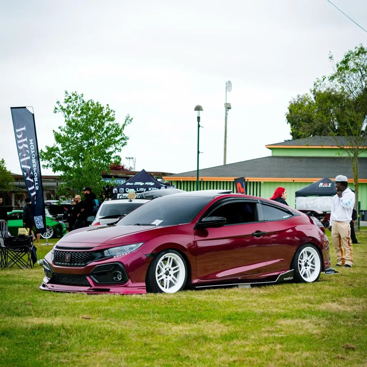 Turn Heads with Gloss Metallic Rubellite Purple PET Car Vinyl Wrap