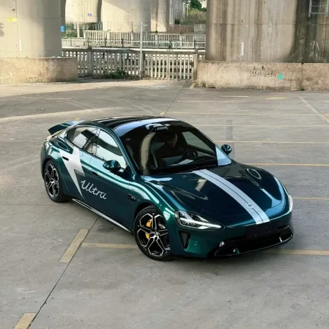 The Science Behind Aluko Car Wraps: Innovation That Moves With You