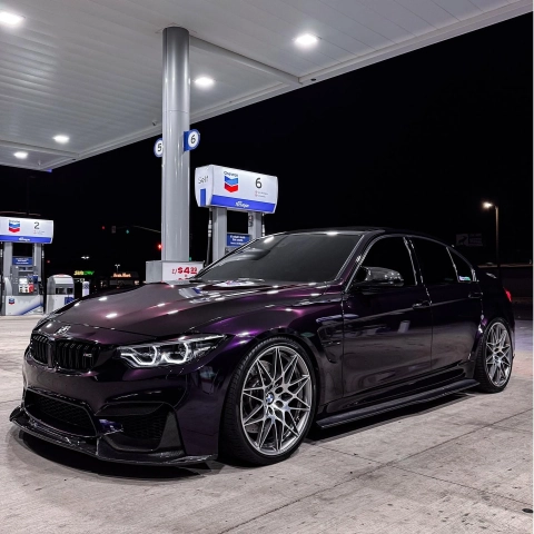 Calendared Vinyl: Processing, Applications, and the Differences vs. Cast Films