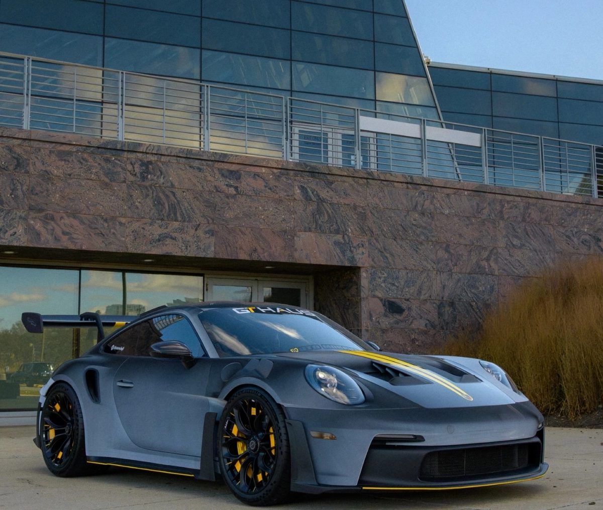 TPU Eclipse Black Car Vinyl Wrap: Installation Guide and Maintenance Tips for a Premium Finish