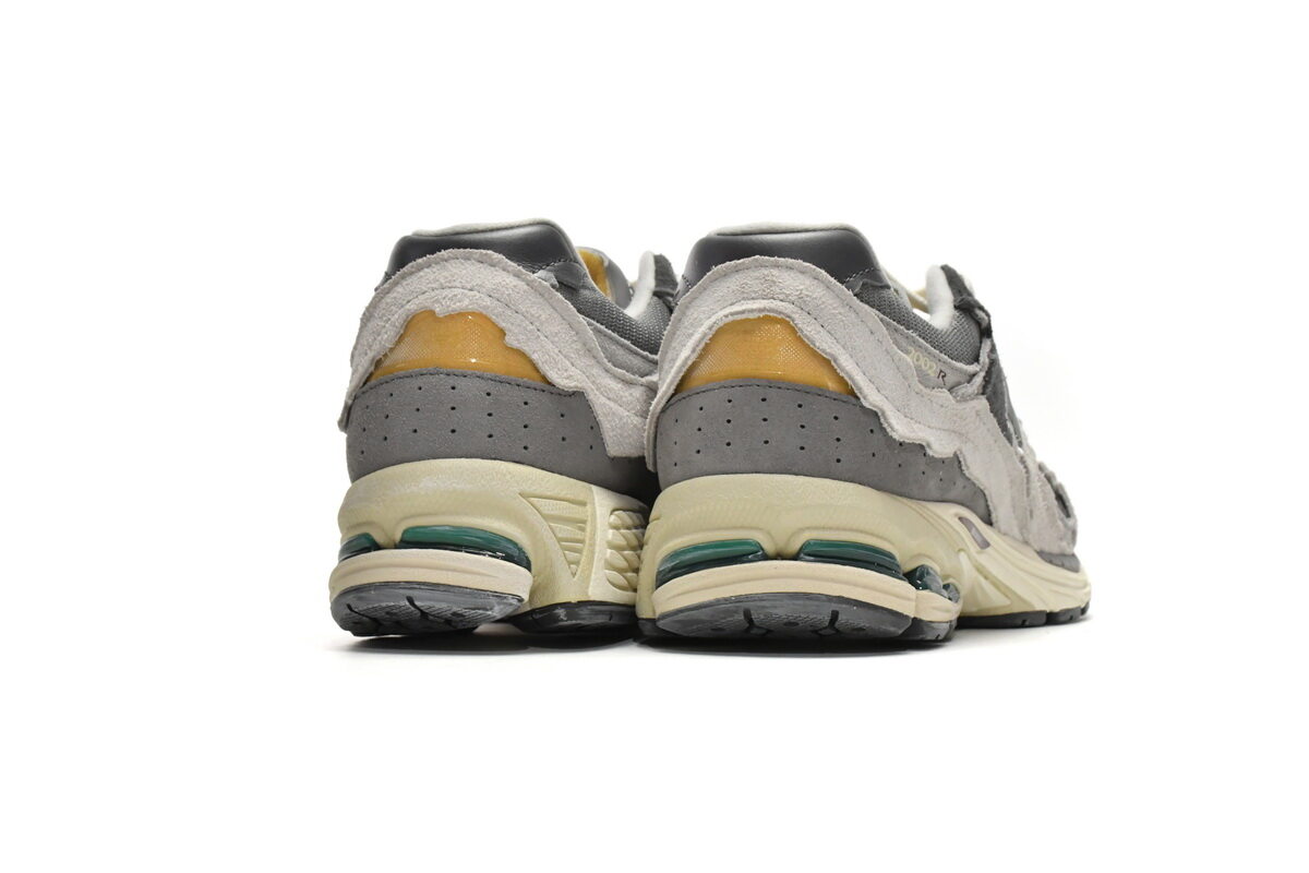 New Balance 2002R Protection Pack Rain Cloud M2002RDA