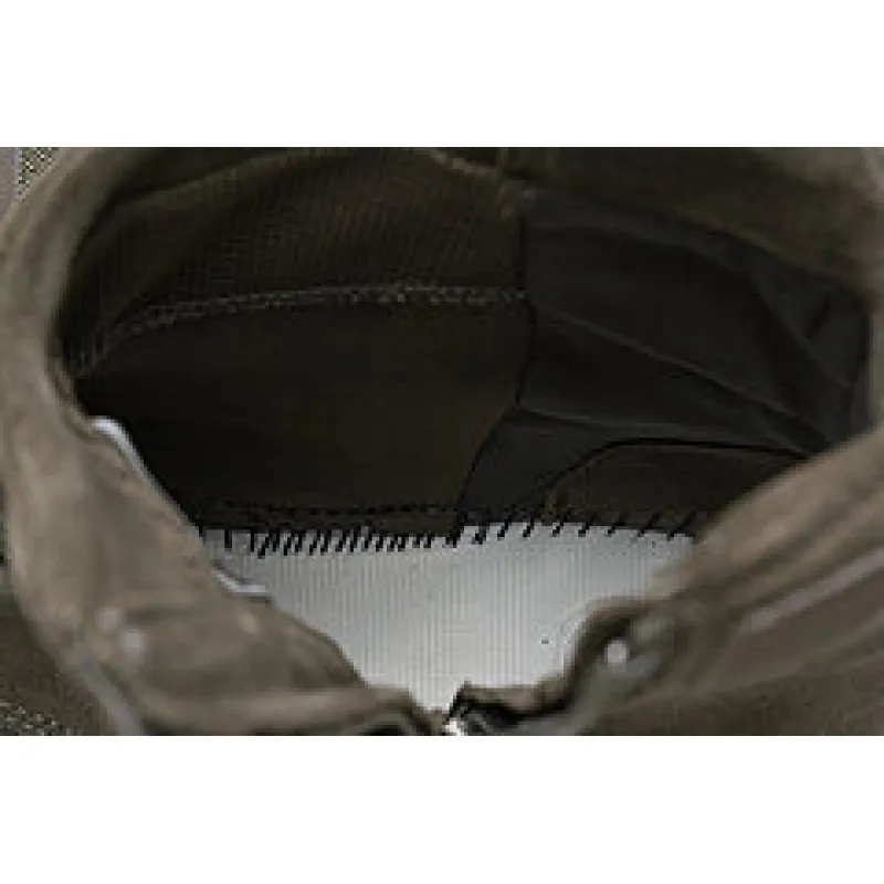 Adidas Yeezy Boost 750 Light Brown Gum Chocolate BY2456