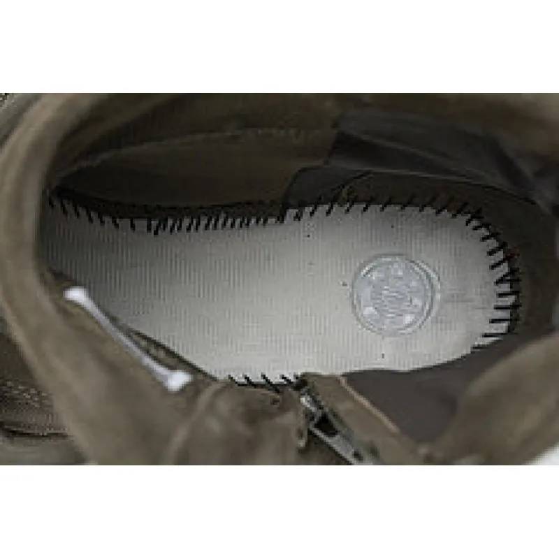 Adidas Yeezy Boost 750 Light Brown Gum Chocolate BY2456