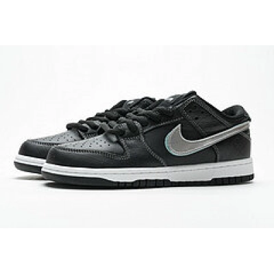 Nike SB Dunk Low Diamond Supply Co Black Diamond BV1310-001 02