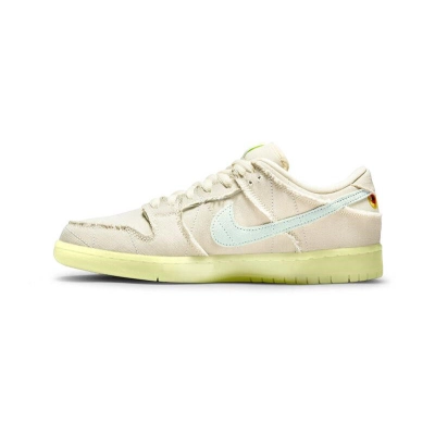 Nike SB Dunk Low Mummy DM0774-111 01