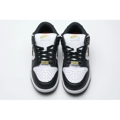Supreme x Nike SB Dunk Low "Black Stars” DH3228-102 02