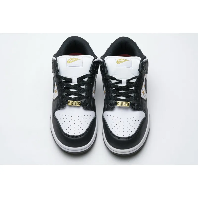 Supreme x Nike SB Dunk Low &quot;Black Stars” DH3228-102