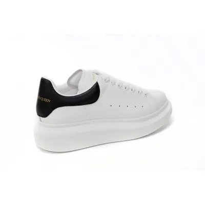 Alexander McQueen Sneaker Dlack Skin 02