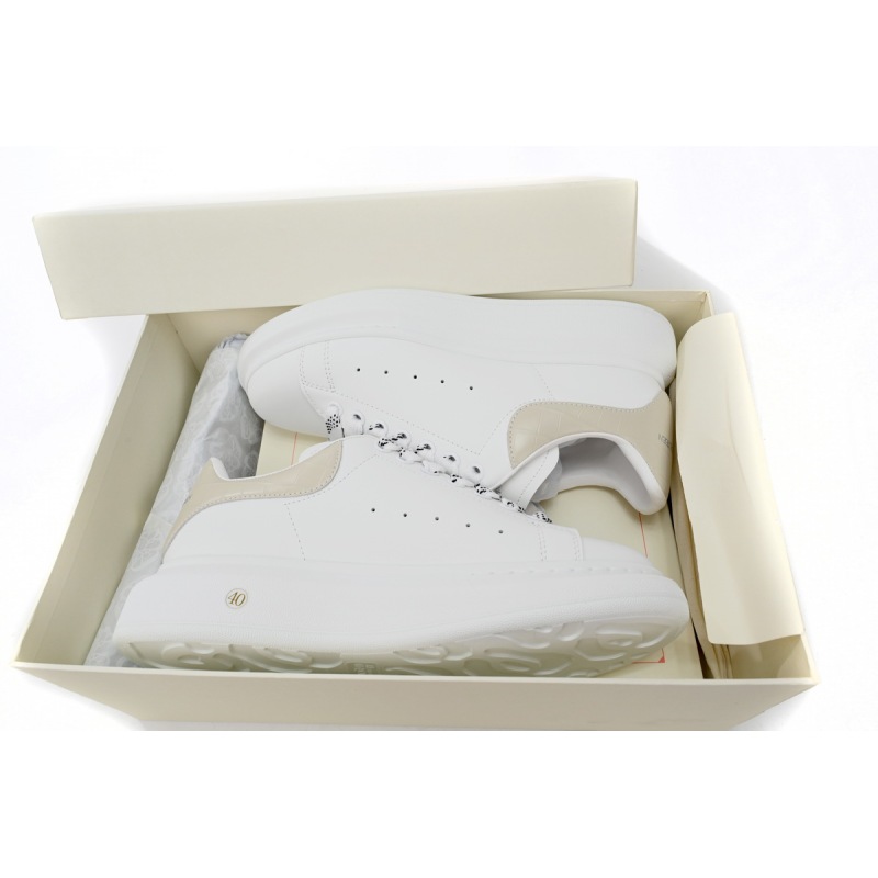 Alexander McQueen Sneaker Stone Pattern