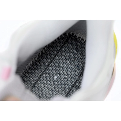 Balenciaga Triple Light Pink 524039 W2FW4 7541 02