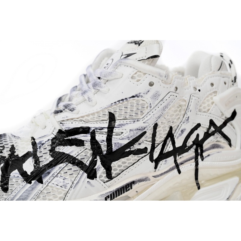Balenciaga Runner White And Black Characters 677402 W3RBQ 9010