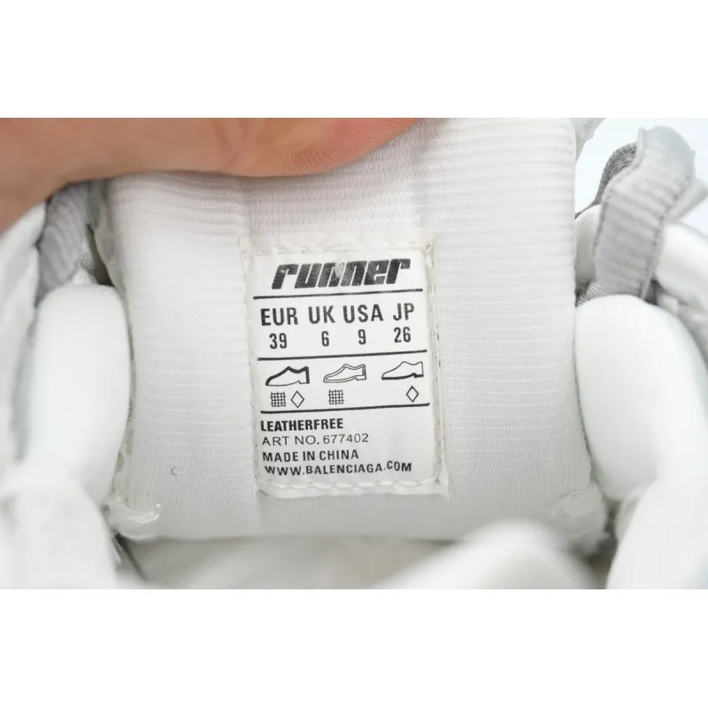 Balenciaga Runner Mi Light Blue 677402 W3RB2 8100