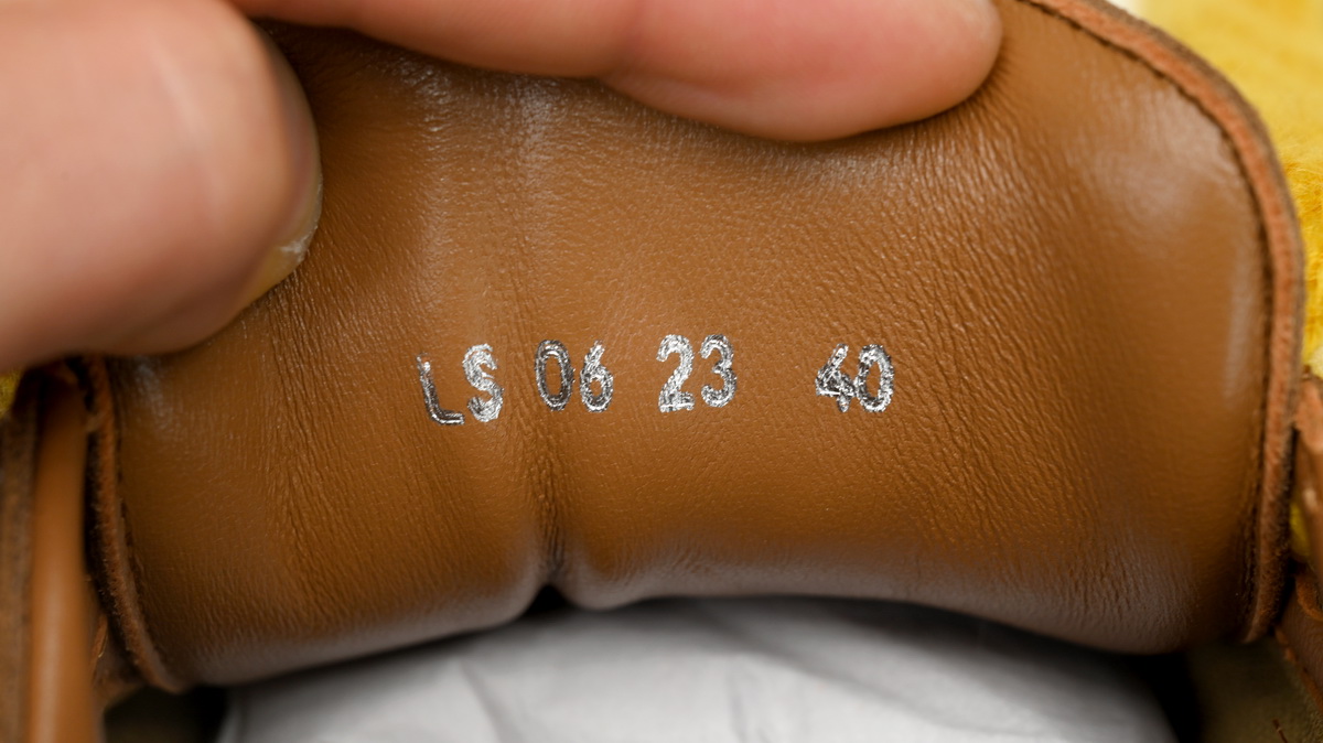 Denim Tears' B33 Sneakers Release Brown Stripe 3SN272 ZIR1 6536